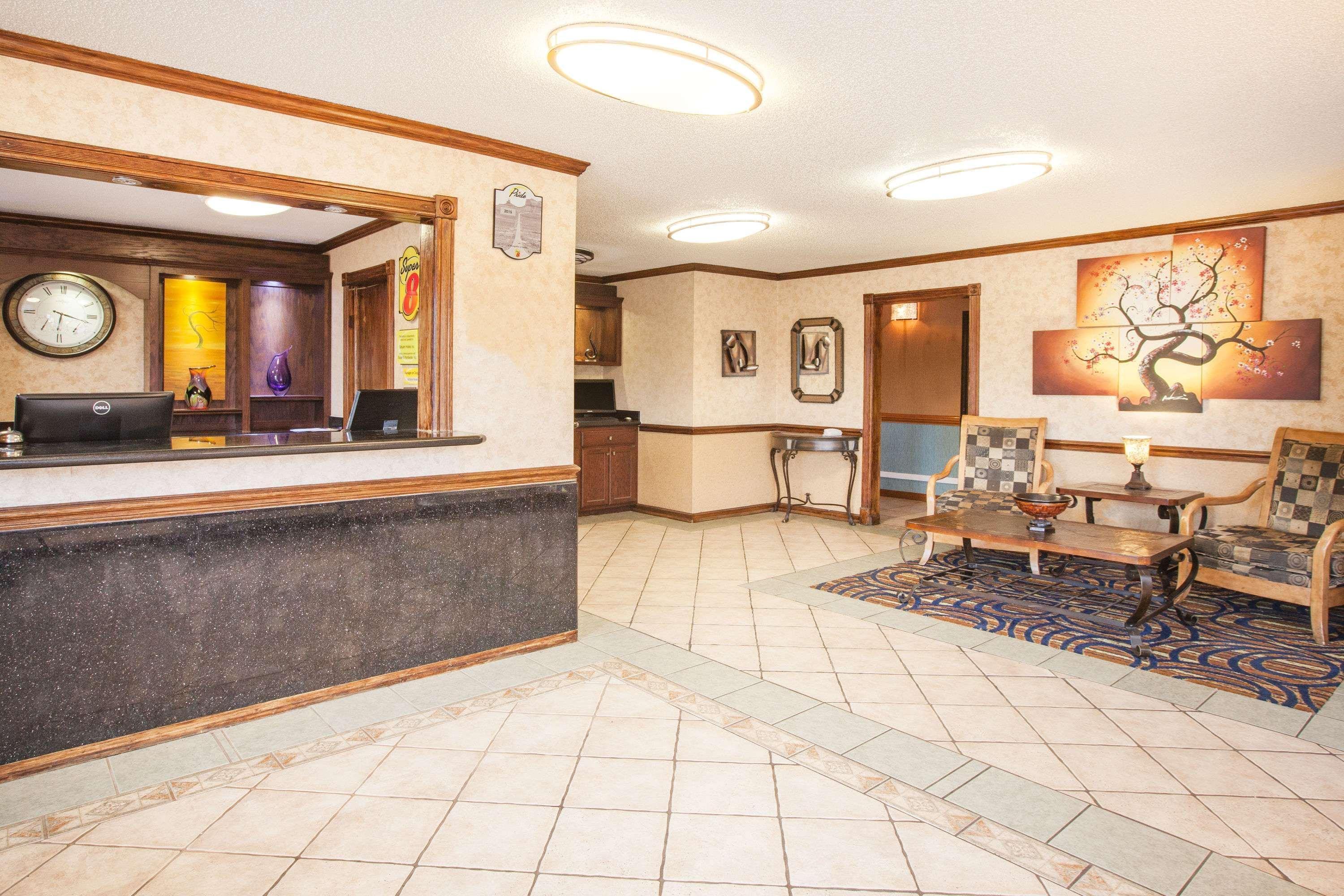 Super 8 By Wyndham Van Buren/Ft. Smith Area Екстер'єр фото